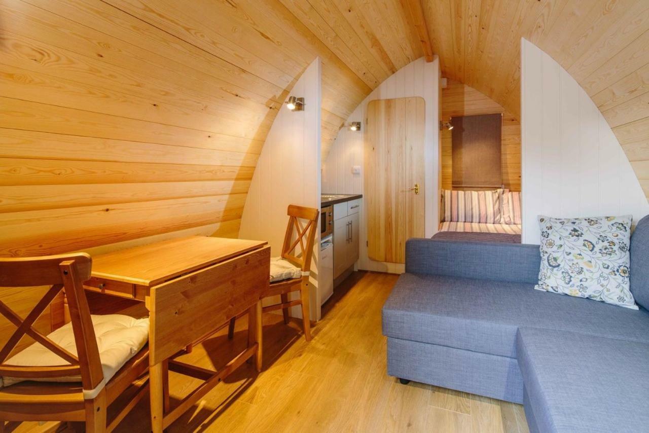 فندق Lupin Glamping Pod كيلتنهام المظهر الخارجي الصورة